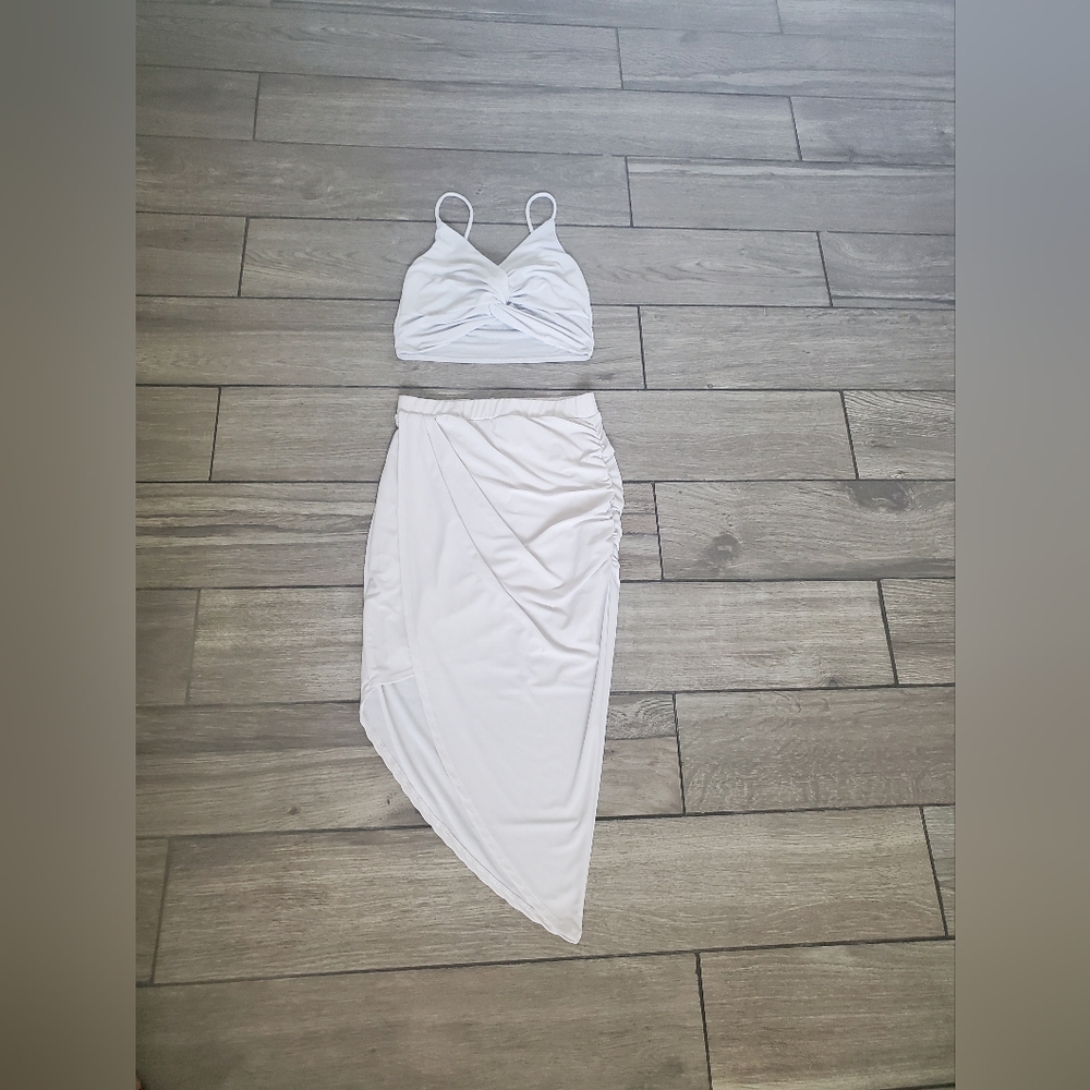 DAY & NIGHT polyester stretch white twisted spaghetti crop top midi skirt set S